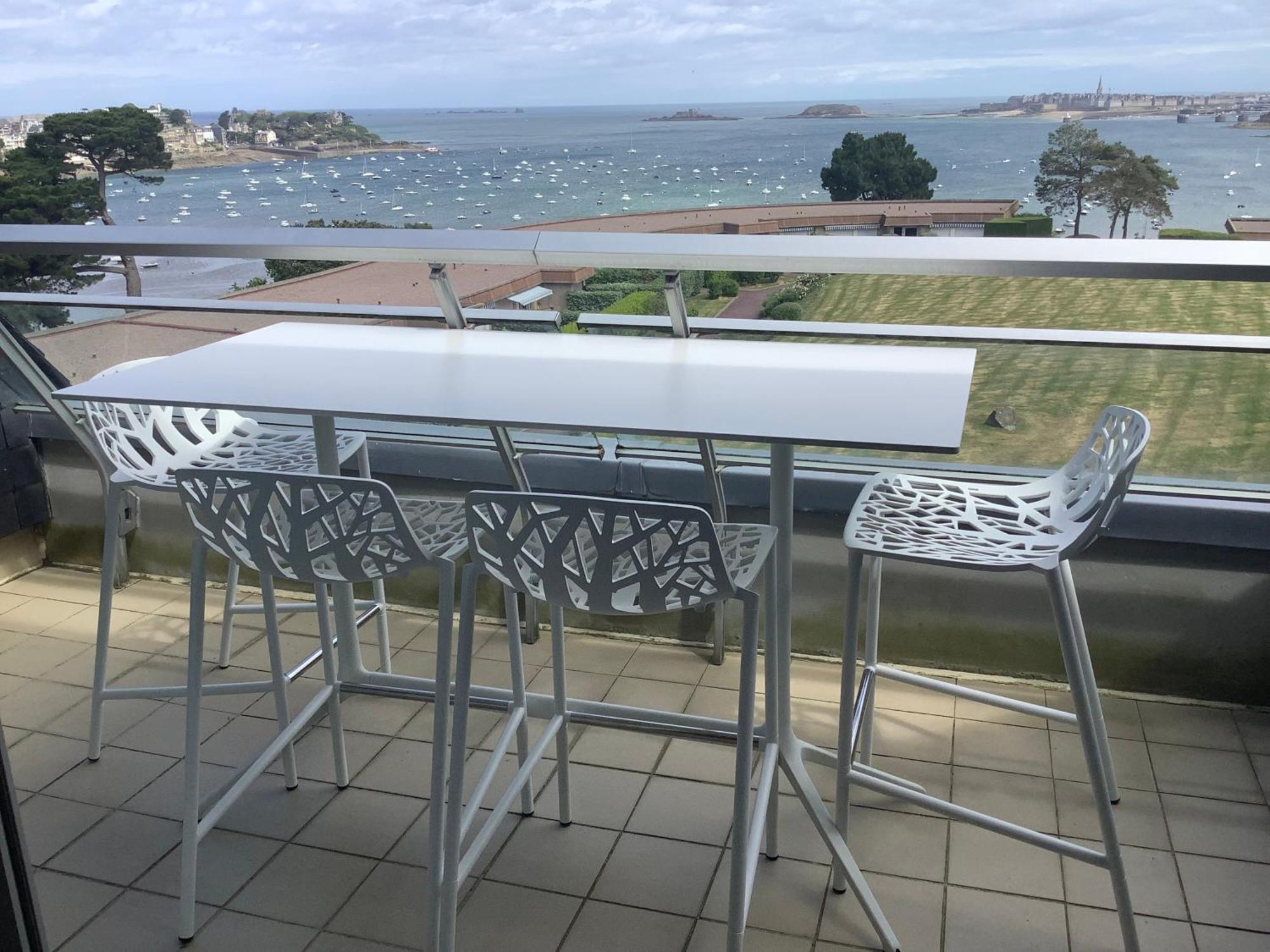 Heol - Appartement 2 Chambres - Vue Mer Et Parking Dinard Eksteriør bilde